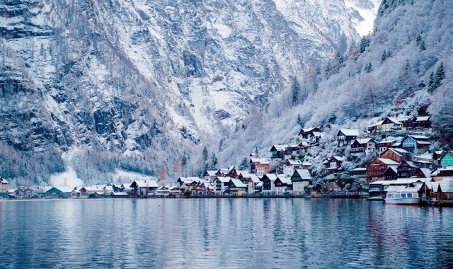 [해피트립] [2박3일] 프라하에서 체스키 크룸로프 - 샤프베르크 - 할슈타트 - 고사우 - 잘츠부르크 투어 (역순 가능)