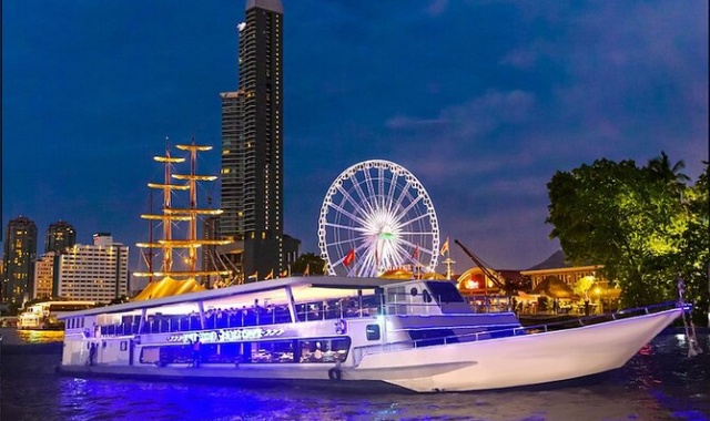 방콕 화이트 오키드 디너 크루즈