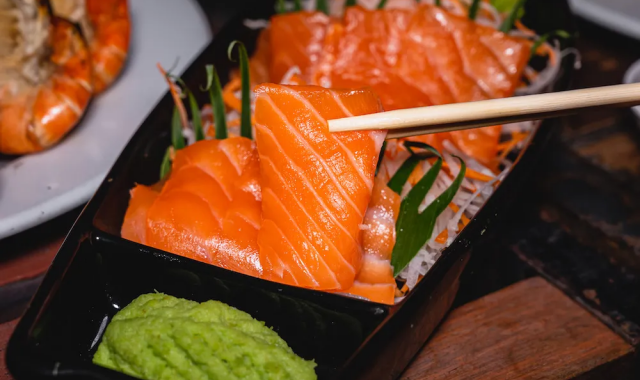 방콕 화이트 오키드 디너 크루즈