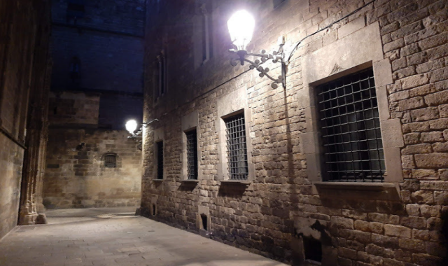 바르셀로나 야간 산책 투어 with 현지인 에두