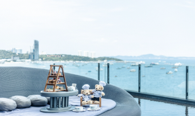 파타야 힐튼 호텔 드리프트 라운지 애프터눈 티 세트