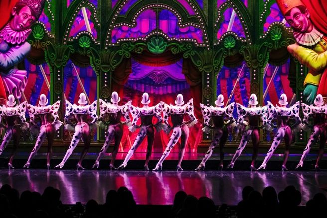 Moulin Rouge Cabaret Show Ticket with Champagne