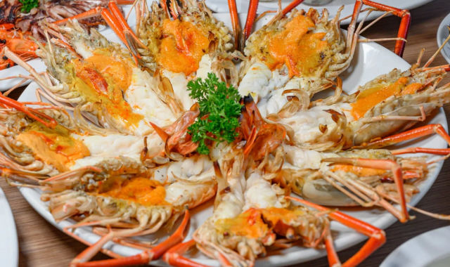 방콕 바이욕 스카이 호텔 크리스탈 그릴