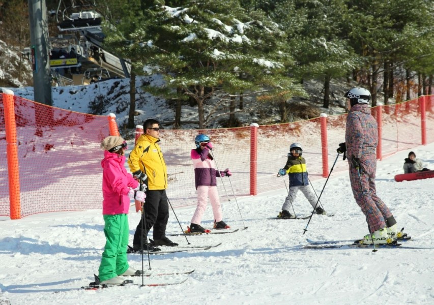 강원 홍천 비발디파크 '더스키스쿨' 스키/보드 의류 & 장비 렌탈 & 4시간 강습권 & 리프트 패키지