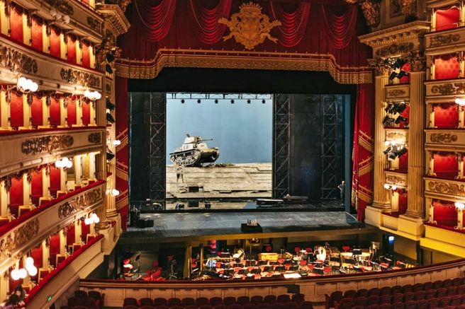 La Scala Theater Guided Tour in Milan