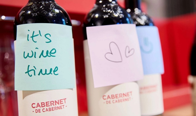 베를린 와인 on 캔버스 - 페이팅 워크샵 & 와인 테이스팅