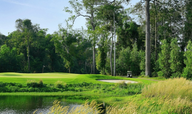 호치민 베트남 골프 앤 컨트리클럽 (18홀 그린피 + 카트피)