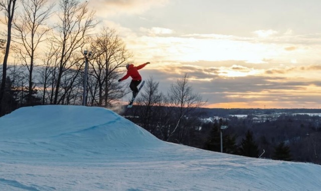토론토 글렌 에덴 로컬 스키장 일일 투어 (숙소 샌딩 & 픽업 포함)