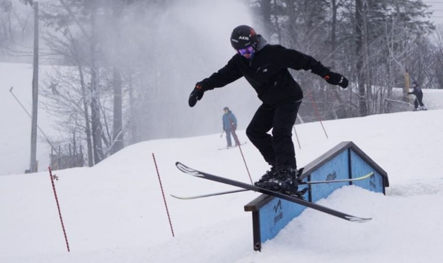 토론토 글렌 에덴 로컬 스키장 일일 투어 (숙소 샌딩 & 픽업 포함)