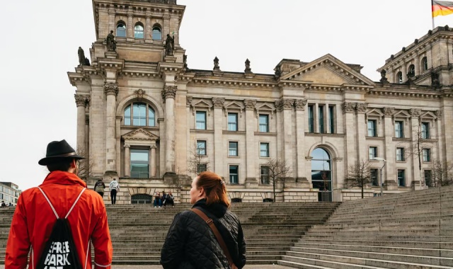 베를린 국회의사당 & 돔 & 정부 지구 투어