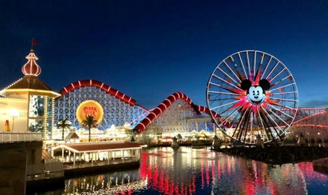 로스앤젤레스 디즈니랜드 & 매직 마운틴 프라이빗 픽업 샌딩 서비스