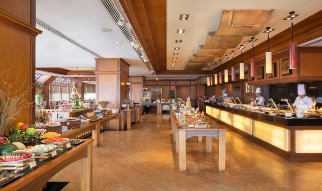 バンコクプリンスカフェインターナショナルキュイジーレストラン(プリンスパレスホテル)