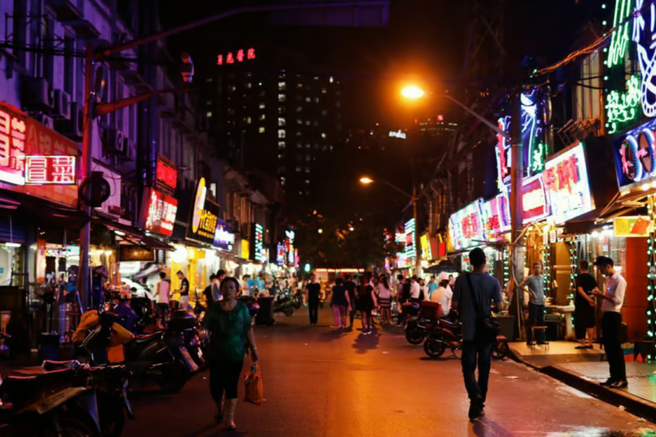Shanghai French Concession Late-Night Food Tour