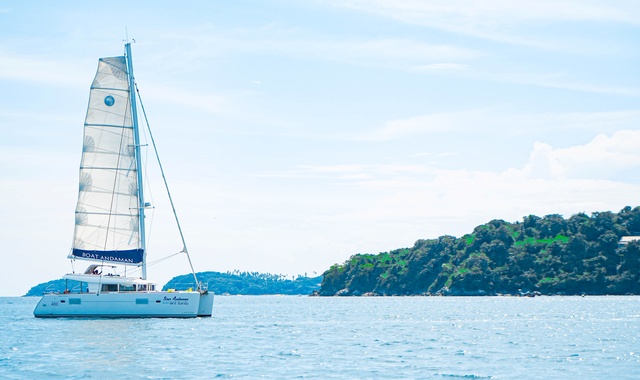 プーケット・コーラルビーチクラブ＆シュノーケリング＆プロムテープ岬サンセット日帰りツアー（送迎・ディナー付き）