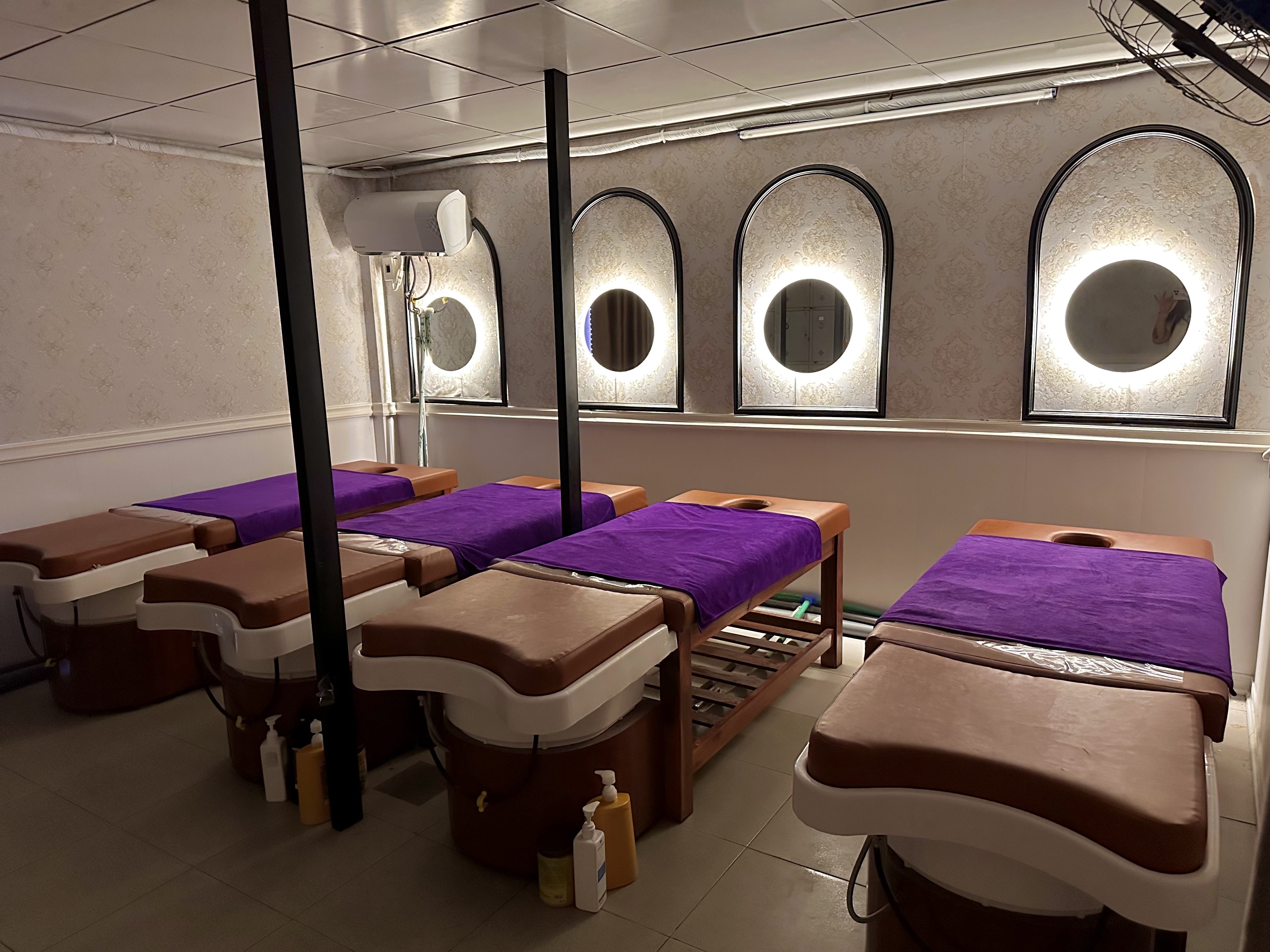 다낭 한시장 부산이발관 (풀서비스 + 픽업 가능)