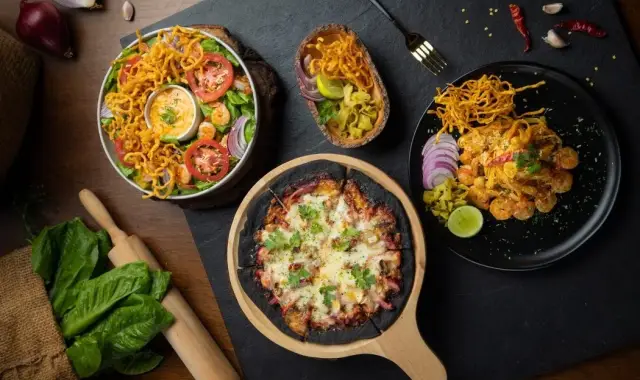 チエンマイ・モーメンツノーティスジャズバー割引予約