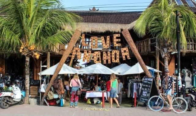 발리 남부 따나롯 & 짱구 지역 투어 (왕복 픽업 포함)