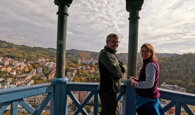 [후니가이드] 뭉치면 싸다! 프라하 출발: 카를로비바리 + 사슴 전망대 트레킹 투어