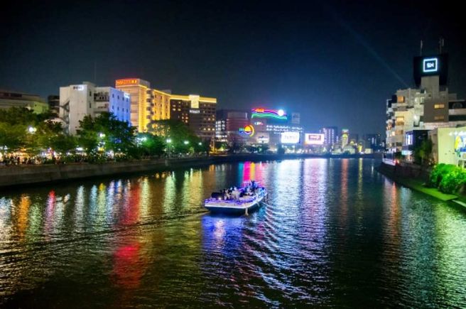 Fukuoka River Cruise (Nakasu Course)