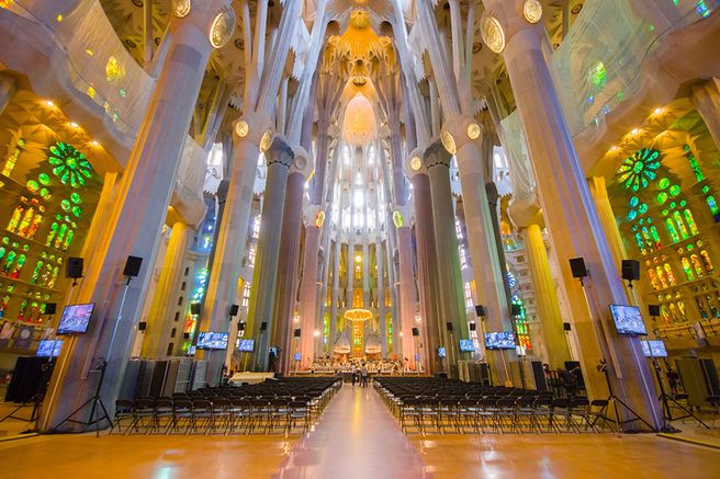 Barcelona Sagrada Familia Fast Track Ticket (with Audio Guide)