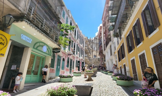 마카오 세계문화유산 & 야경 & 호텔 쇼 반일 투어 (버스, 모노레일 포함)