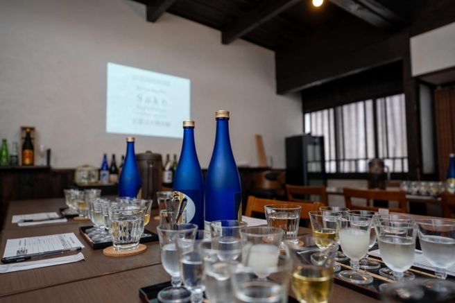 Kyoto Sake Tasting Experience (7 Types & Snacks Included)