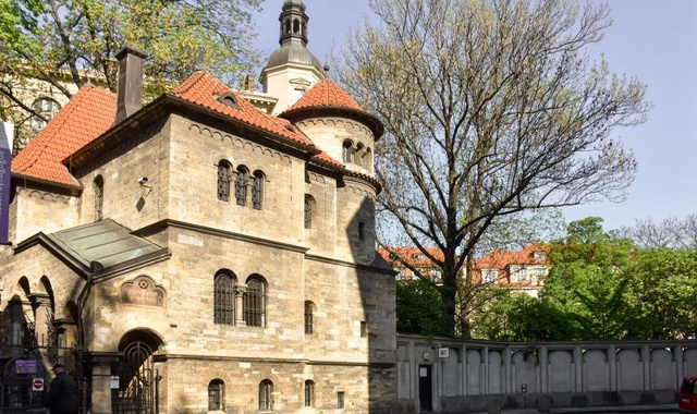 プラハ・ユダヤ人の歴史とシナゴーグツアー（チケット込み）