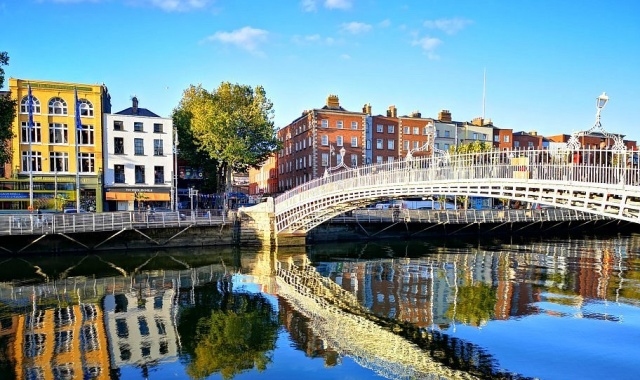 ダブリン・市内＆トリニティカレッジプライベートウォーキングツアー