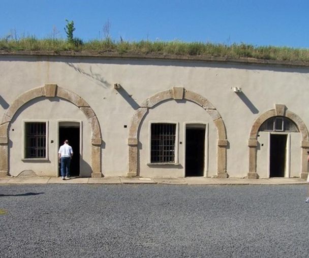 activity_detail_image