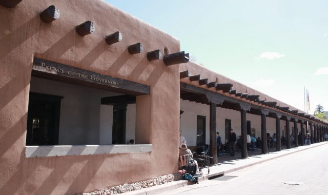 サンタフェ・プライベートツアー(ジョージアオキーフ美術館チケット含む)