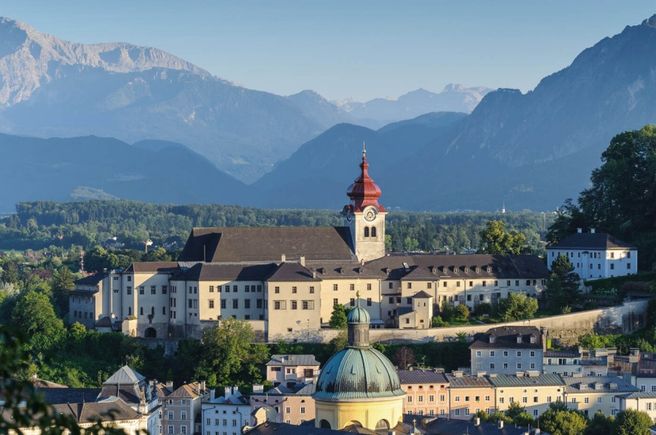 Salzburg 'The Original Sound of Music®' Movie Locations Tour + Lunch/Dinner