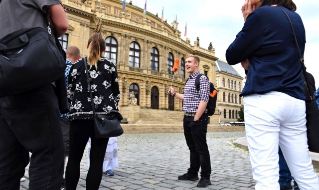 프라하 크루즈 & 명소 투어 (점심 포함)