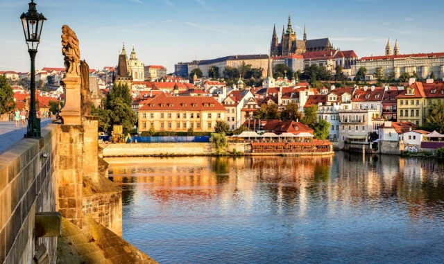 프라하 성 지구 투어