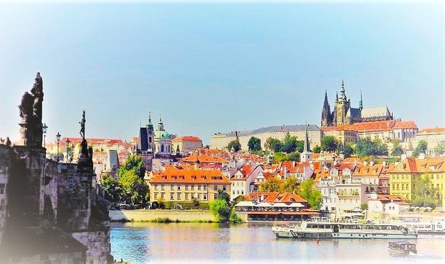 プラハ·城＆ユダヤ人街歴史ツアー