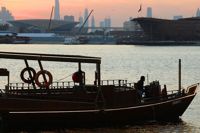 Dubai Canal Sightseeing Abra Cruise