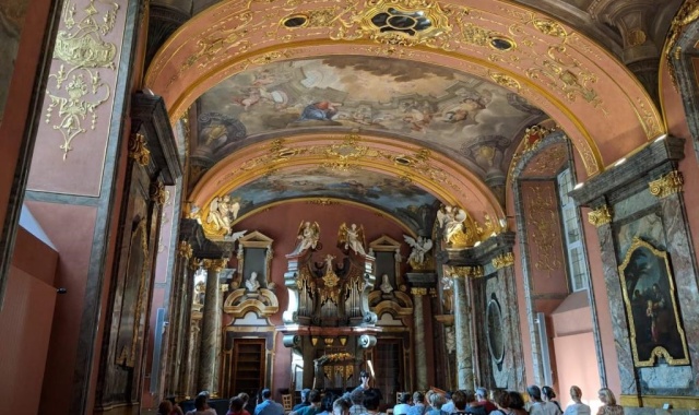 プラハ・音楽史名所ウォーキングツアー(コンサート&夕食付き)