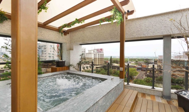 타이베이 자오시 온천 &이란 전통 예술센터 & 카발란 위스키 일일 투어 (한국어 가이드)