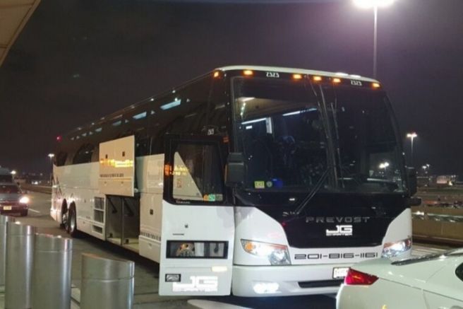 뉴욕 공항 (JFK) 출발: 맨하탄 승무원 공식 제휴 셔틀 서비스 (짐보관, 호텔 라운지 무료)