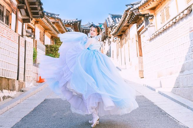Seoul Jongno Hanboknam Bukchon Hanok Village Branch Hanbok Rental & Photoshoot Experience Package