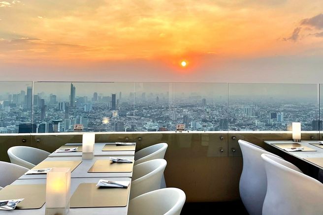 방콕 바이욕 스카이 호텔 인터네셔널 뷔페