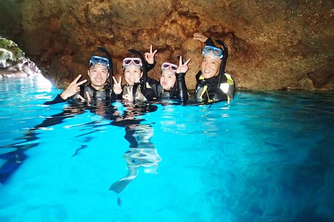Okinawa Blue Cave Snorkeling & Diving Tour (Boat Entry)
