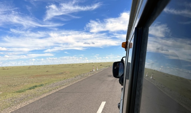 [몽골가자] [3박4일] 몽골 쳉헤르온천 체험 투어 - 미니고비/하르허링/낙타/모래썰매