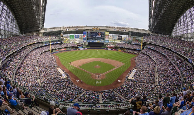 2026 MLB ミルウォーキー・ブルワーズ ホームゲーム チケット予約