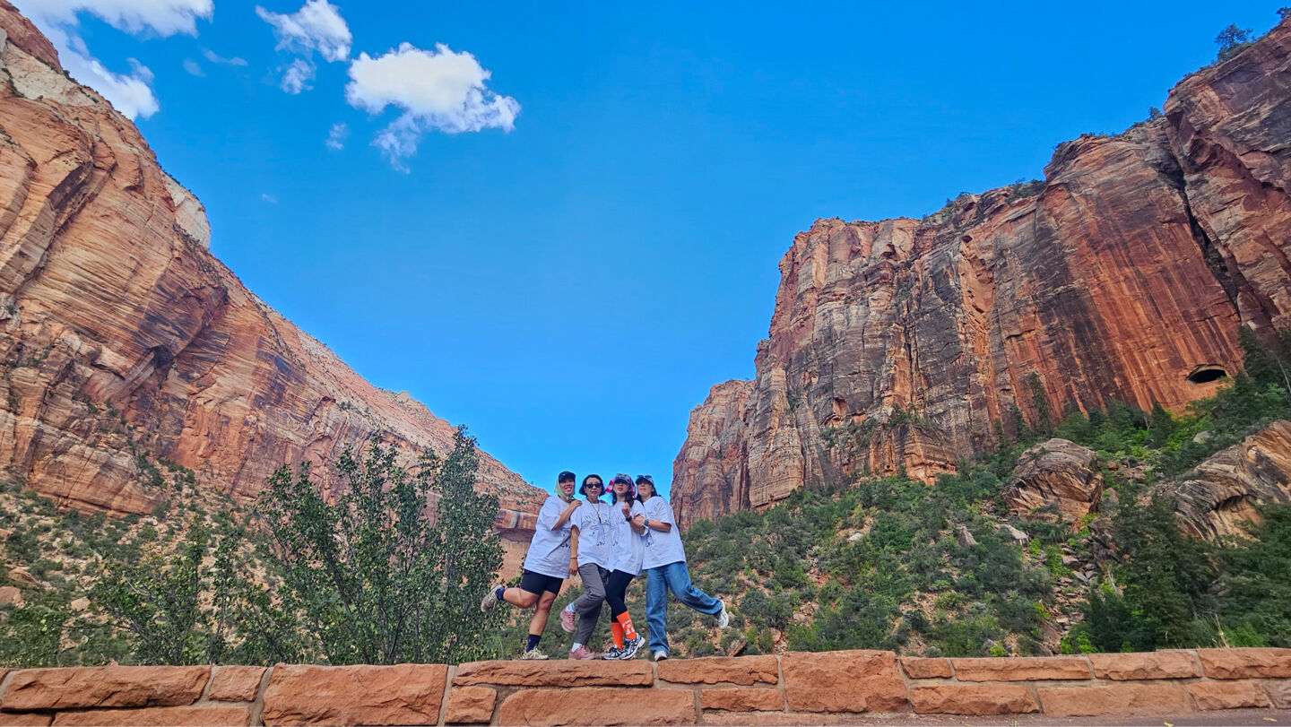 [큐트래블] [당일투어] 밤12시 출발: 그랜드캐년 투어 일출 & 로워 엔텔롭 & 홀슈밴드 + 파웰호수, 자이언 그리고 별빛 투어