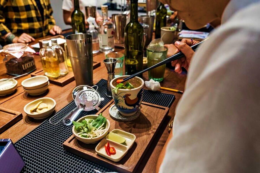 Ho Chi Minh: Vietnamese Cocktails Class by Lacaph Coffee