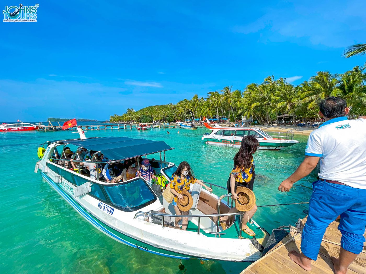 푸꾸옥 2섬 디스커버리 스노클링 호핑 투어 by 존스투어