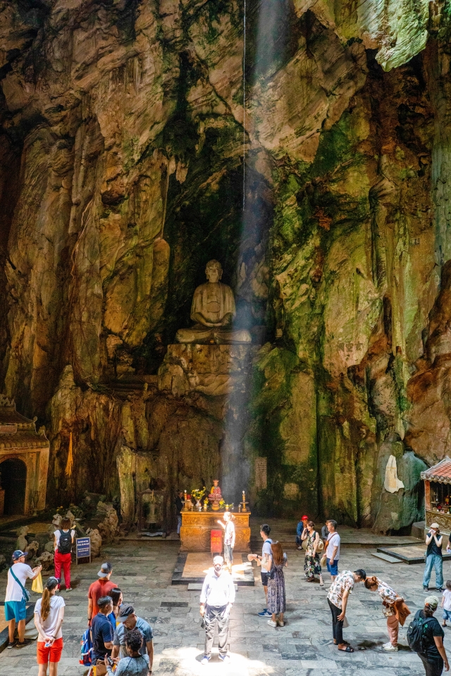 다낭 마블 마운틴 & 손짜 반도 투어