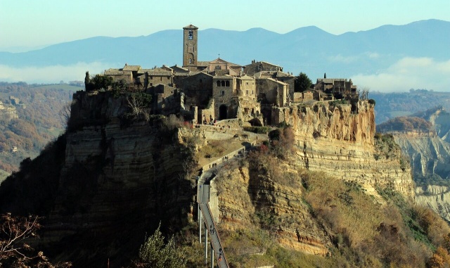 [여행톡톡] 이태리 슬로시티에서 여유를! 가보자 오르비에토와 치비타 기차 투어