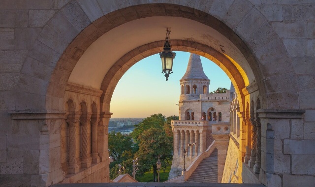 [여행톡톡] 부다페스트 나만의 인생샷 남기는 부다 스냅 촬영 투어 - 전문 작가 동행