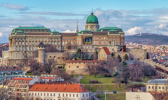 [여행톡톡] 부다페스트 나만의 인생샷 남기는 부다 스냅 촬영 투어 - 전문 작가 동행